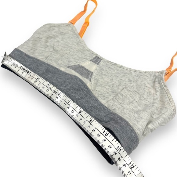 lululemon bra womens 4 hot pink gray strapy yoga sports bra - Picture 3 of 13